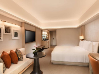 Conrad Singapore Orchard