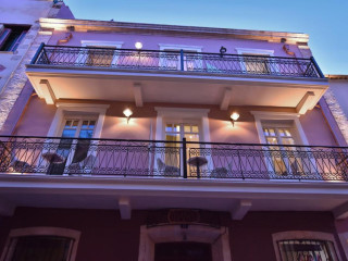 Consolato Boutique