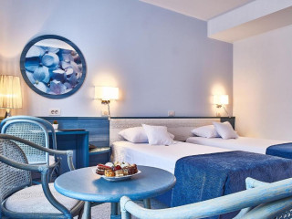 ERIETTA LUXURY APARTAMENTS