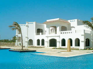 Continental Plaza Beach Hotel