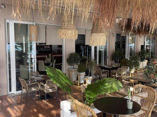 Coral Hotel & Resort