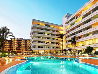 Coral Suites and Spa