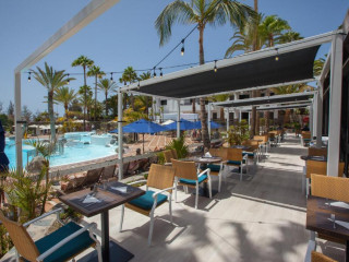 Corallium Beach by Lopesan Hotels