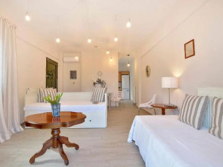 Corfu Town Luxury Studio -C