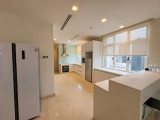 CORMAR SUITES