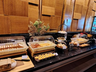 CORMAR SUITES