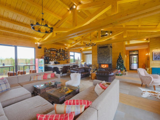 CORNELIA BOUTIQUE & SPA