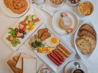 Corp Executive Hotel Doha Suites