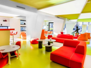 Cosmo Apartments Sants