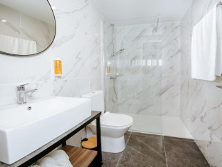 Cosmo Napa Boutique Hotel