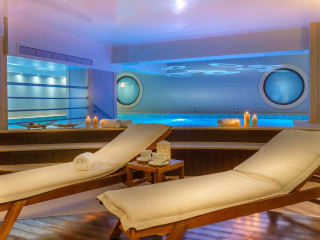 Cosmopolitan Hotel & Spa
