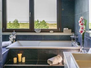 Cosmopolitan Hotel & Spa