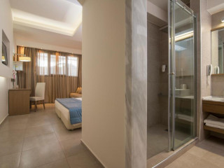 Cosmopolitan Hotel & Spa