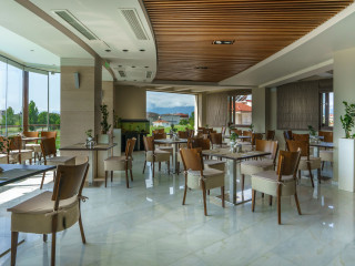 Cosmopolitan Hotel & Spa