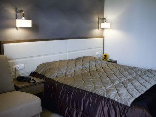 Cosmopolitan & SPA Hotel