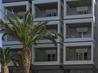 Cosmos Hotel/Apartments