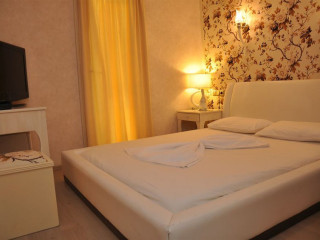 Metropole Apartments Old Town