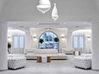 Costa Grand Resort & Spa Santorini