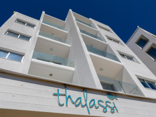 Costantiana Beach Hotel Apartments