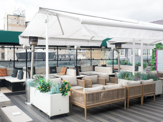 Courthouse Hotel London