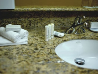 COURTYARD BY MARRIOTT CANCUN AIRPORT