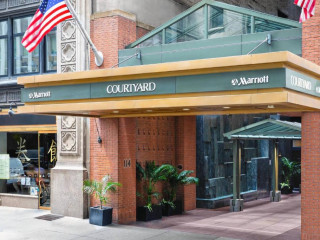 Courtyard by Marriott New York Manhattan/Times Square