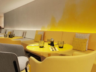 Courtyard by  Marriott Paris Gare de Lyon