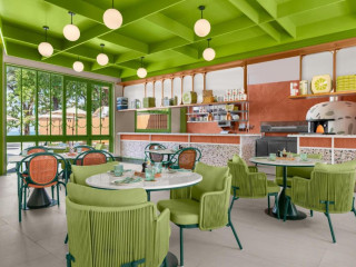 Courtyard by Marriott Phuket, Patong Beach