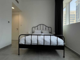 Cozy 1 BHK Furnished Apartment in Palette Tower in Tourist Club Area