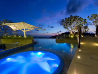 Crest Resort and Pool Villas Phuket