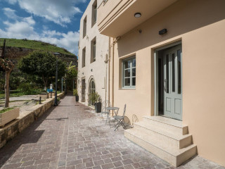 Cretan Berry Sarpaki