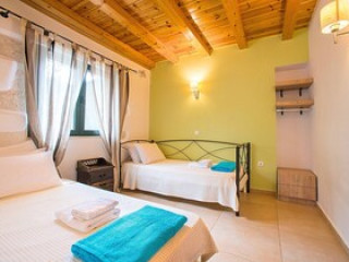 Cretan View Villa with Heated Swimming Pool