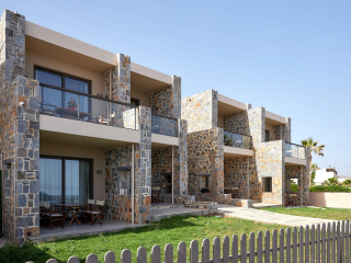 CRETECO HOTEL AND SUITES