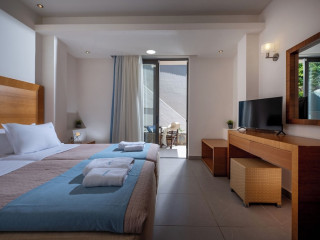 Creteco Hotel & Suites