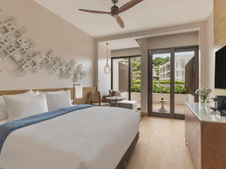 Crimson Resort and Spa Boracay