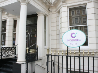 CROMWELL INTERNATIONAL HOTEL