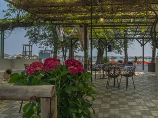 Cronwell Platamon Resort