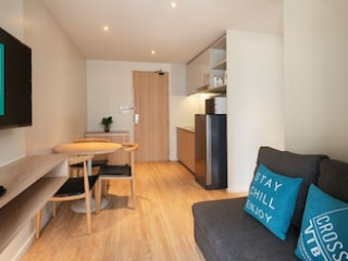 CROSS VIBE BANGKOK SUKHUMVIT