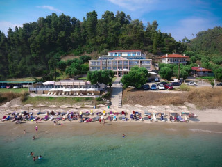 CROWN HOTEL Nea Skioni