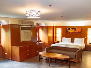 Crown Regency Beach Resort