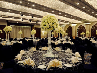 Crowne Plaza Dubai - Deira