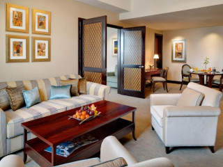 CROWNE PLAZA JUMEIRAH DUBAI