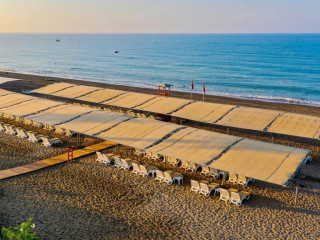 Bali Mandira Beach Resort & Spa (Kuta)