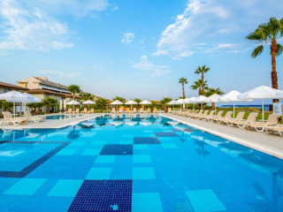 ROMANTIK RESORT