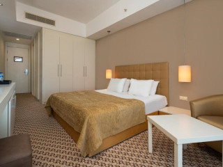 SEA VIEW APARTMENTS CM