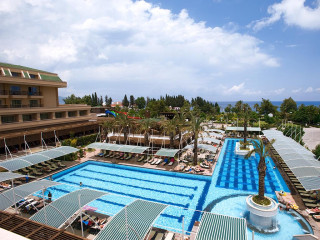CRYSTAL DE LUXE RESORT & SPA KEMER