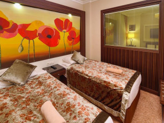 CRYSTAL DE LUXE COMFORT COLLECTION