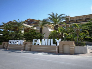 CRYSTAL FAMILY RESORT & SPA