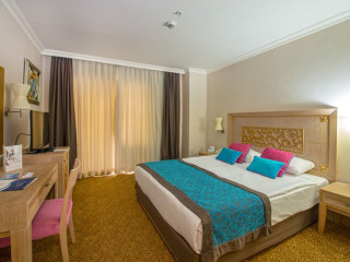 Sands Suites Resort & Spa