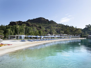 D MARIS BAY